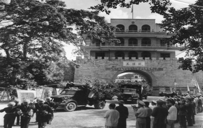 1965年胡志明秘密访华，说出此行3个目的，毛主席：我不同意第2个