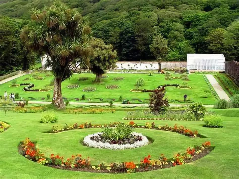 世界上唯一不允许结婚的国家,世界唯一一个不可以离婚的国家