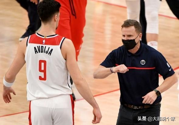 伦纳德被嘲讽,热火伦纳德种族歧视后续