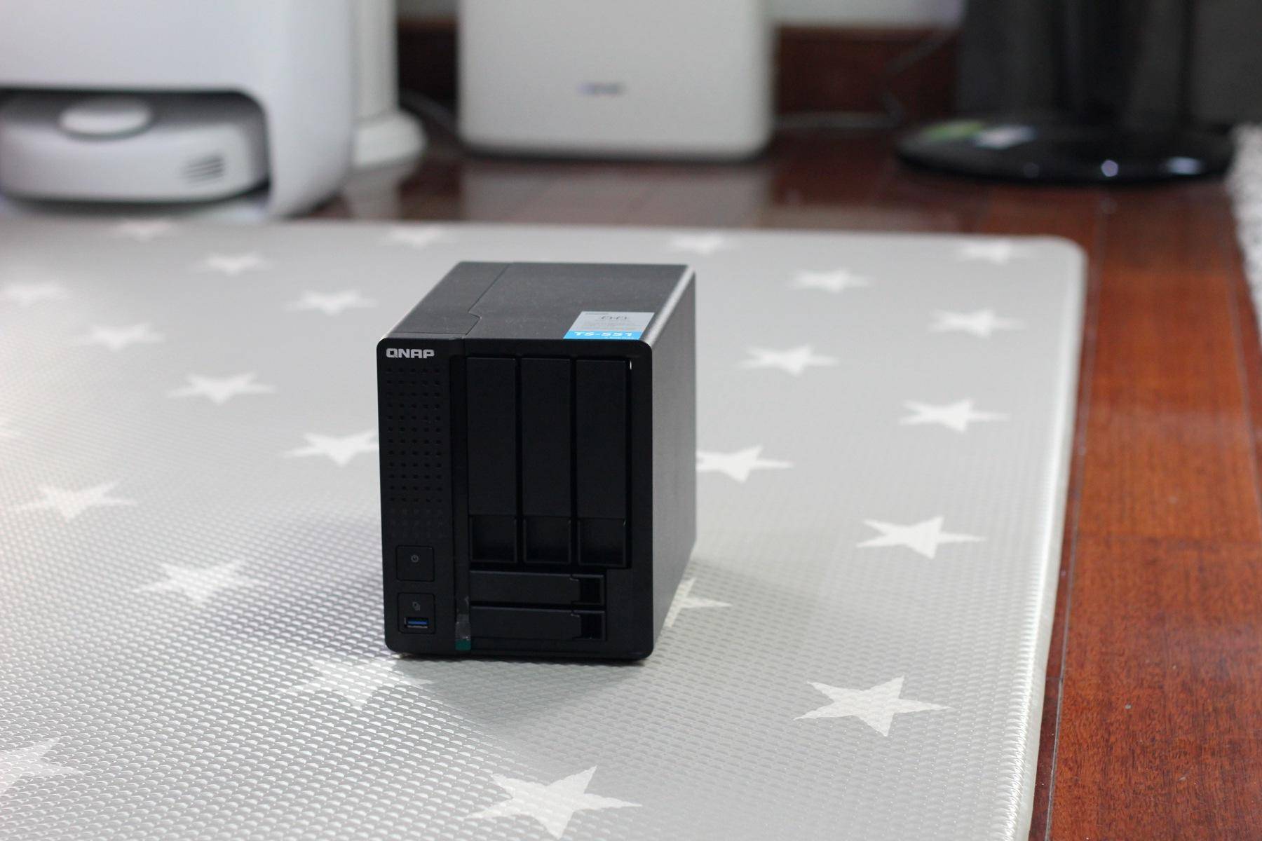 威联通551可以随时加硬盘吗,威联通ts-551nas详细教程