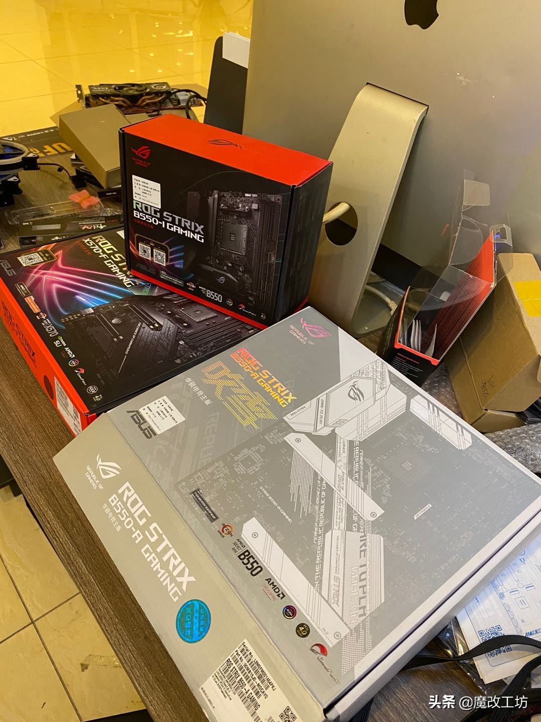 出厂即卡死！AMD锐龙5600X处理器+华硕ROG吹雪主板