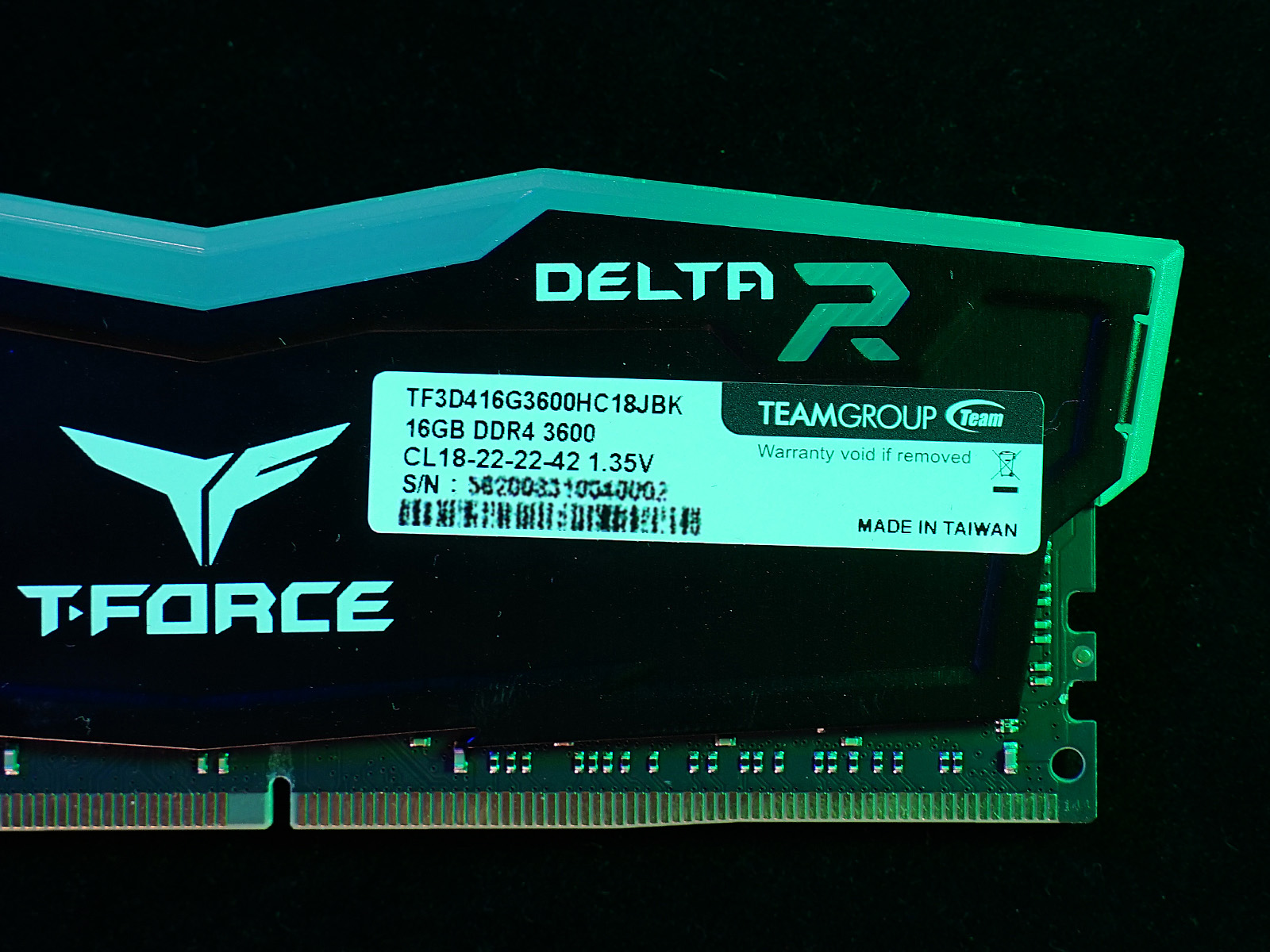 浼氳烦鑸炵殑妗屾父,浼氳烦鑸炵殑鎵嬫満妗岄潰