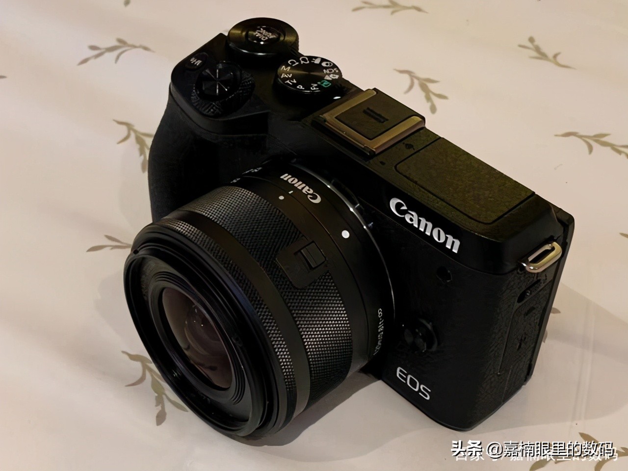 一般摄影爱好者买哪款相机好,推荐一款值得收藏的相机