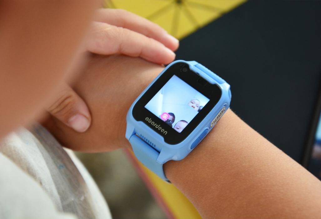 阿巴町儿童电话手表测评,不插卡可以用esim吗