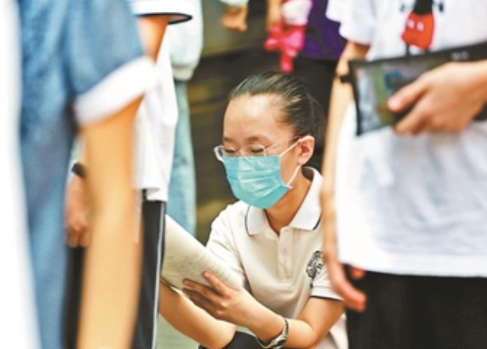 中考满分600考550能上高中吗,中考满分600考了560平均分是多少