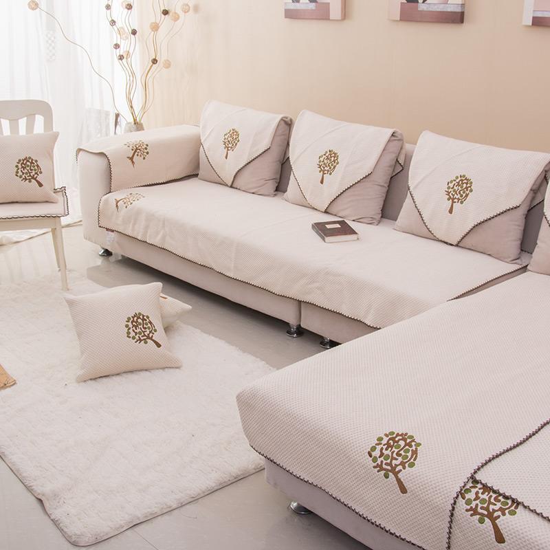 新中式沙发皮的还是布艺的好,沙发买木的布艺的还是买皮的呢