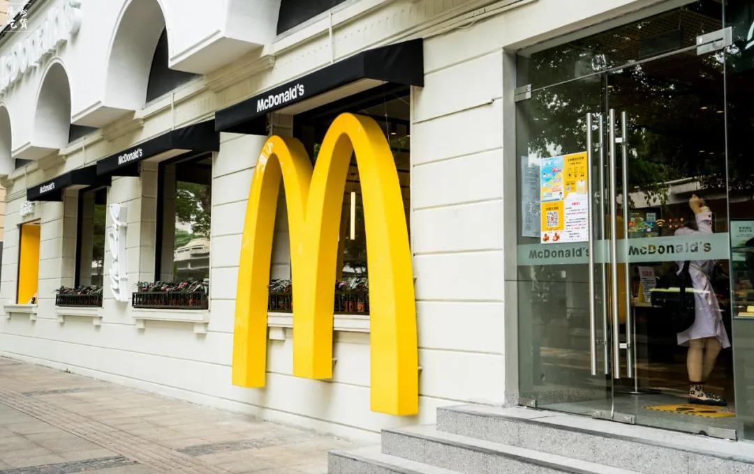 疫情下的麦当劳啥样,疫情过后麦当劳该长啥样
