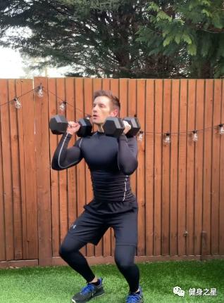 神似top的腹肌男,酷似海王的男模