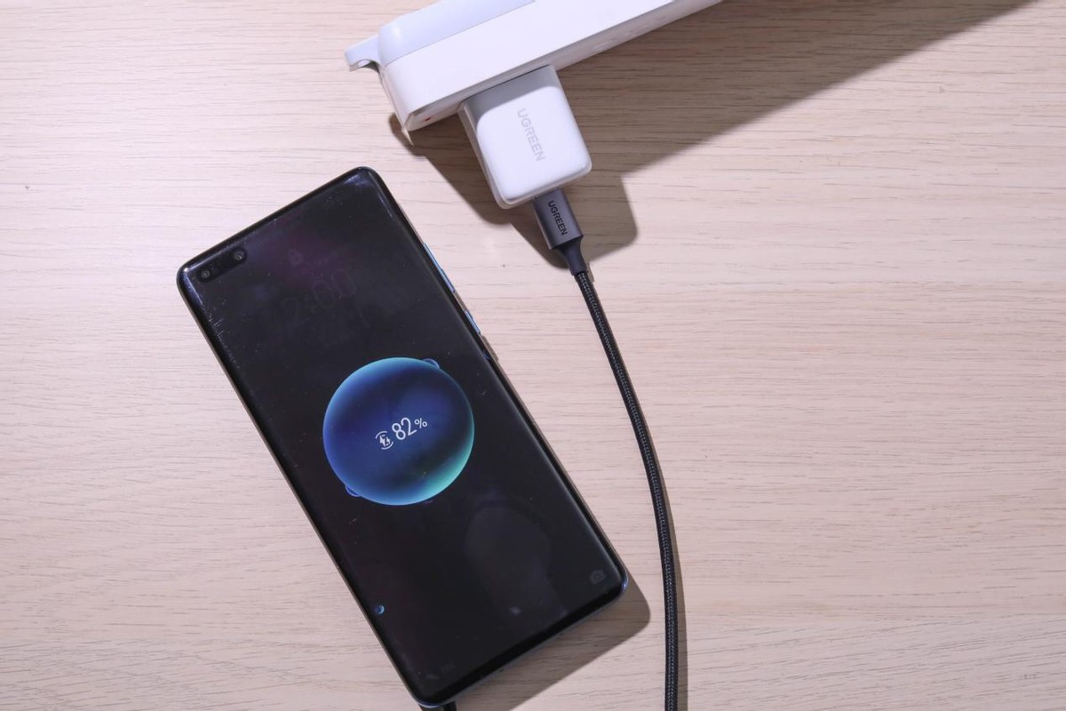 磁吸无线充吸力不够,磁吸无线充没反应