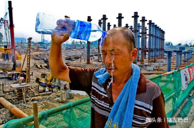 俗话说夏至三更入伏怎么算的,夏至三庚入头伏有什么意思