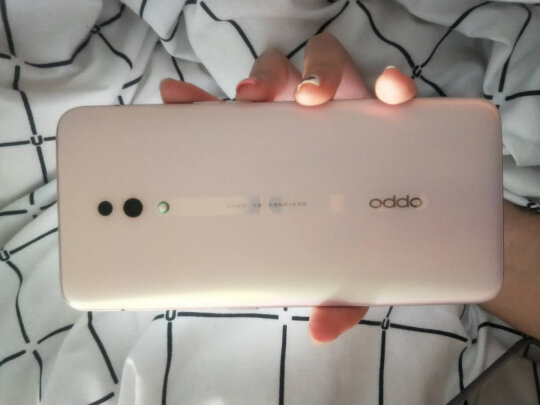 opporeno哪款直屏打游戏和拍照,opporeno十倍变焦版游戏优化