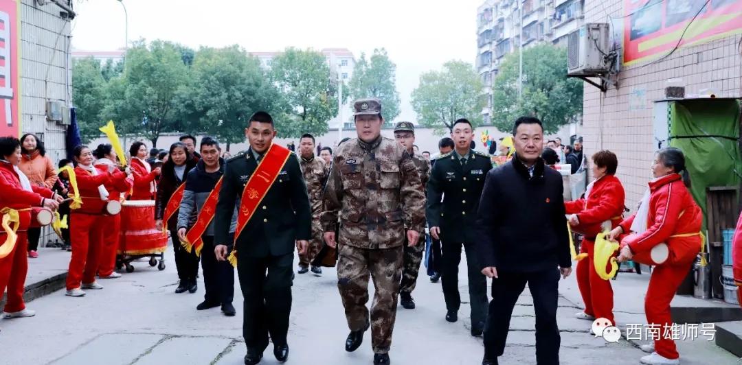 少校副营长能管多少人,两个三等功一个二等功什么军衔