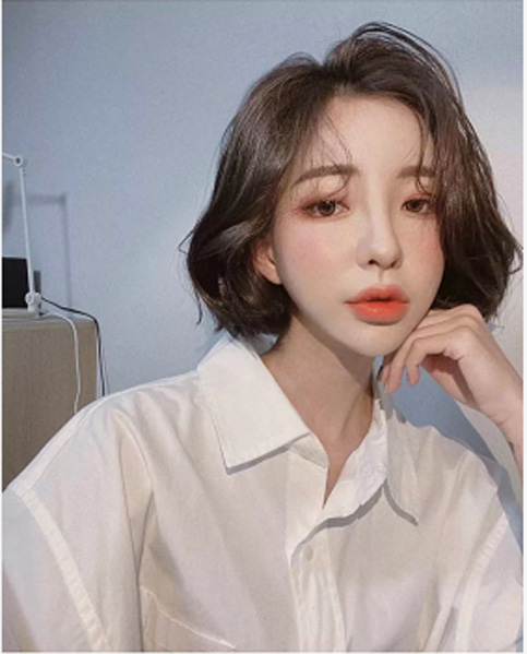 适合圆脸的鲻鱼头图片,适合戴眼镜框的初恋头短发发型