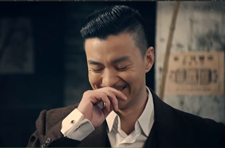 油腻过度的表情,表情太过于浮夸