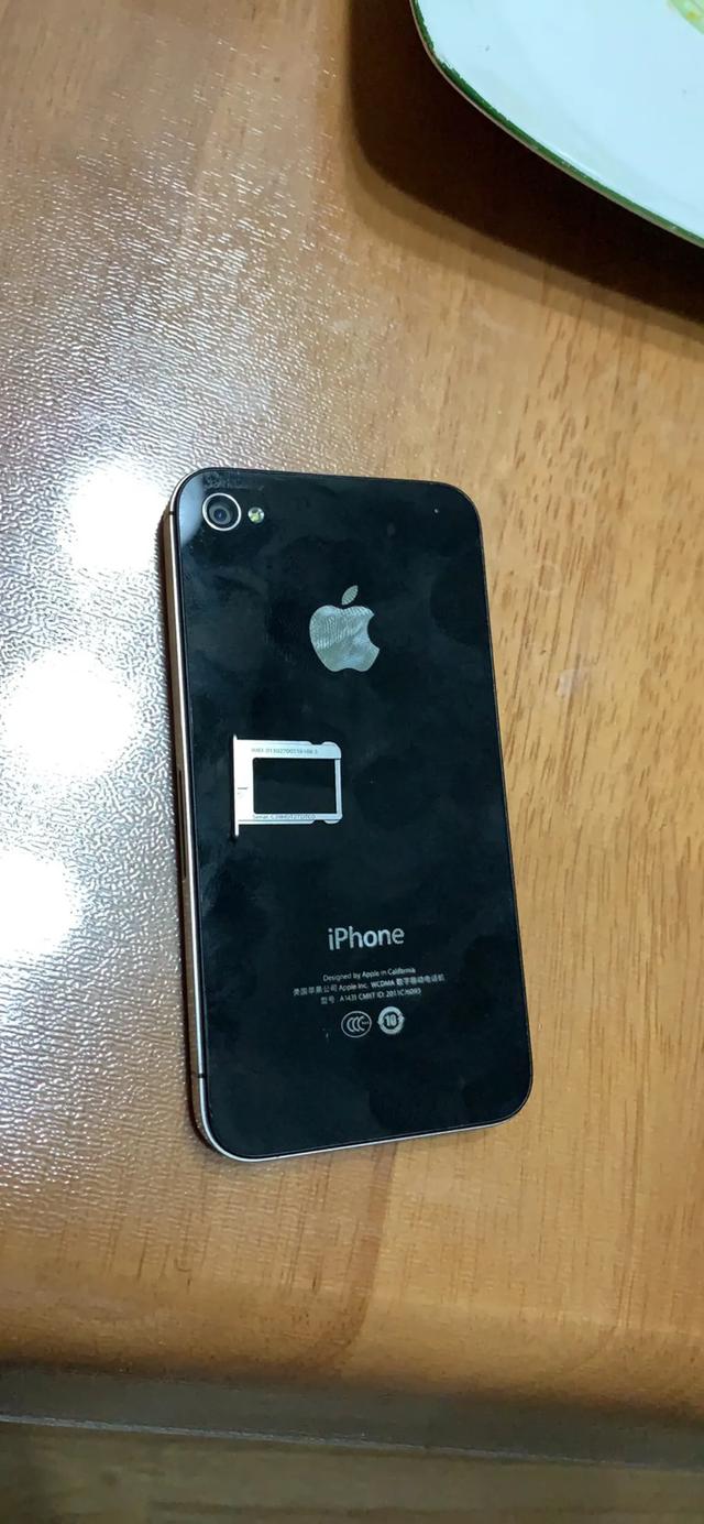 iphone4s乔布斯遗作,iphone4s乔帮主遗作