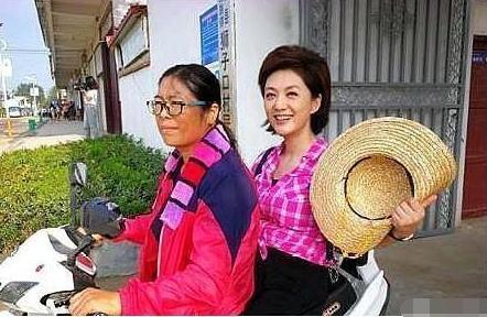 海霞主持人谈家乡,海霞主持人回老家现场