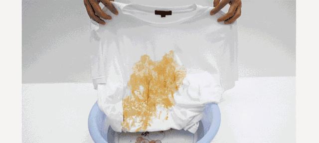 衣服发黄别扔一招变新,消毒液泡衣服发黄了怎么办