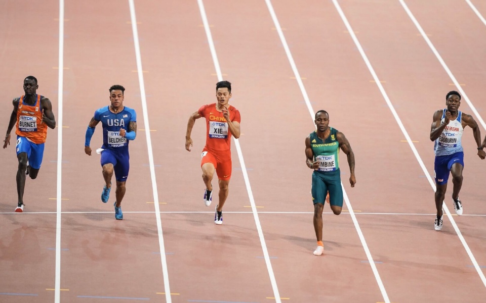 19秒19博尔特200米有多快,博尔特的9秒58和19秒19的世界纪录