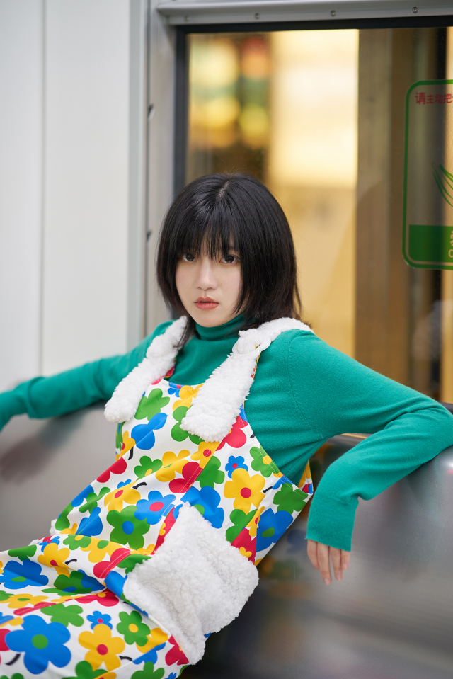 索尼fe85mmf1.8适用微单,索尼fe85mmf1.8拍人像