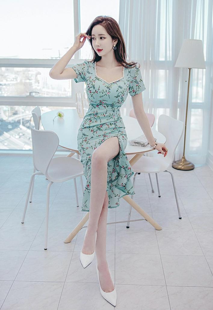 雪纺显瘦遮肉减龄洋气韩版小碎花,韩系气质高级感雪纺荷叶边