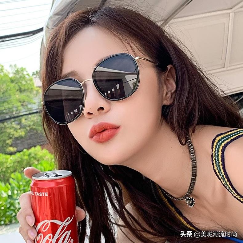 不同脸型怎么挑发型,不同的脸型如何挑选适合的眼镜