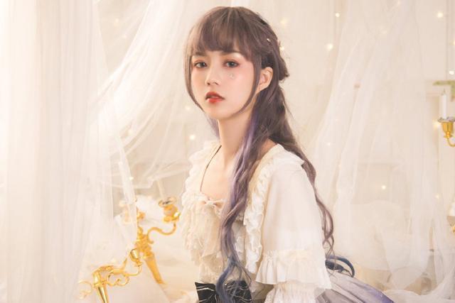 同是洛丽塔圈子的顶流，安然的人气，为什么比*党**妹低这么多？