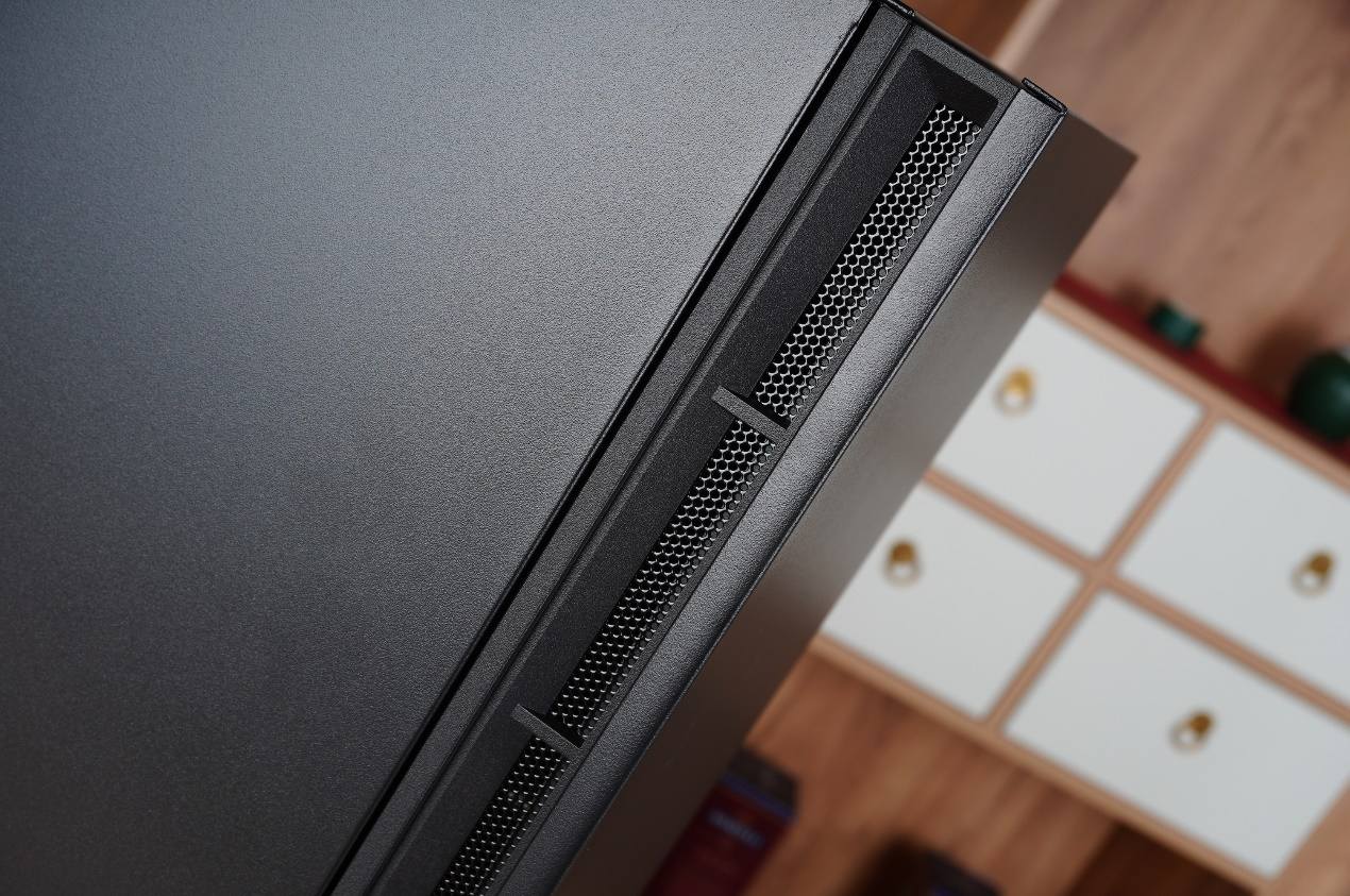 先马黑洞和黑洞3哪个好,先马黑洞3和先马黑洞7