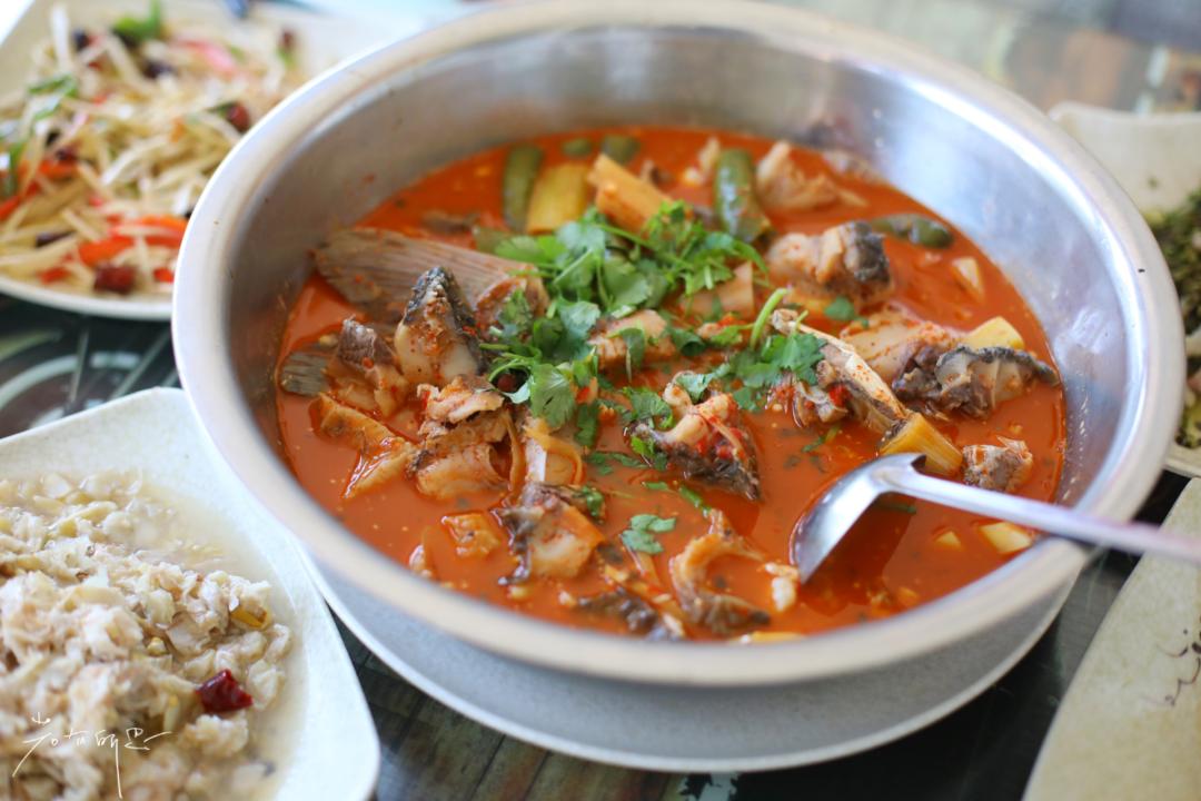 云南大理古城逛吃,大理好吃的特产哪里买最便宜