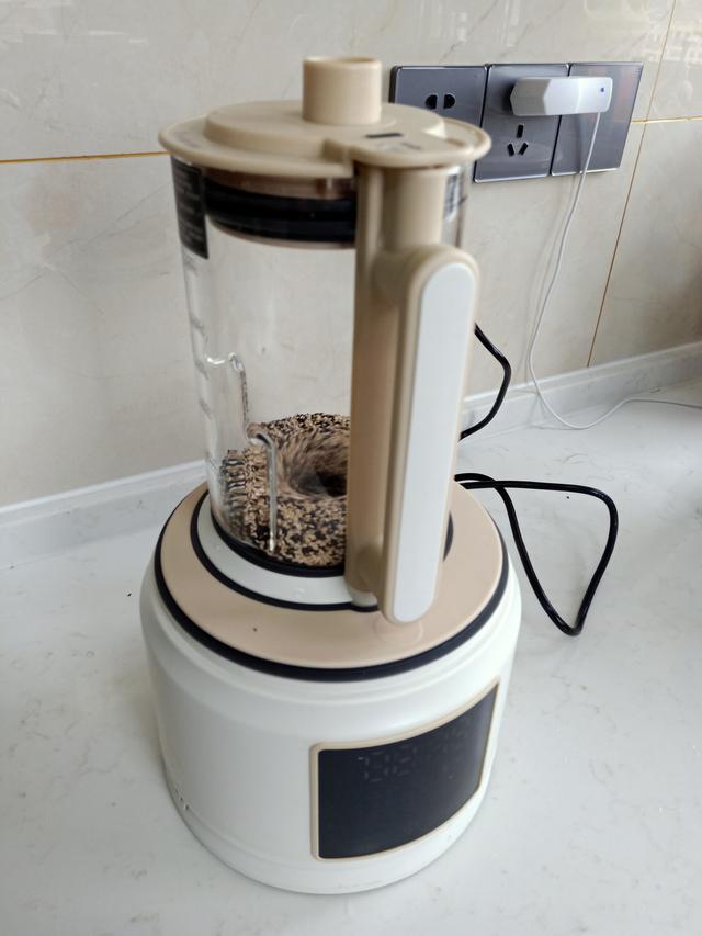 教你一招自制芝麻酱,想喝黑芝麻糊自己在家就可以做