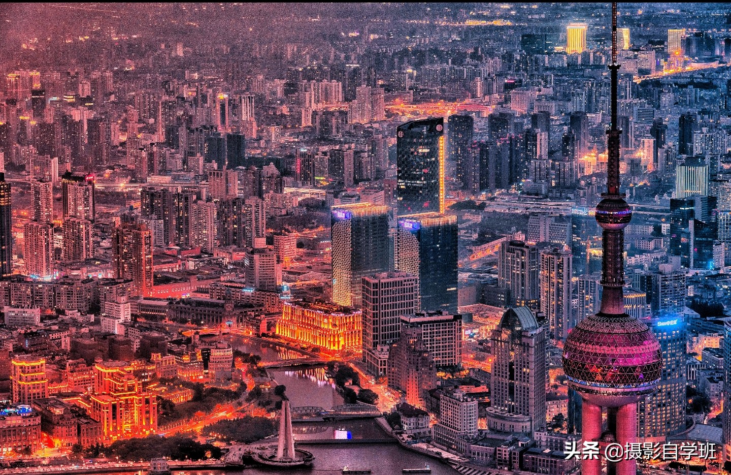 手机拍夜景的摄影技巧,夜景拍摄技巧不用三脚架
