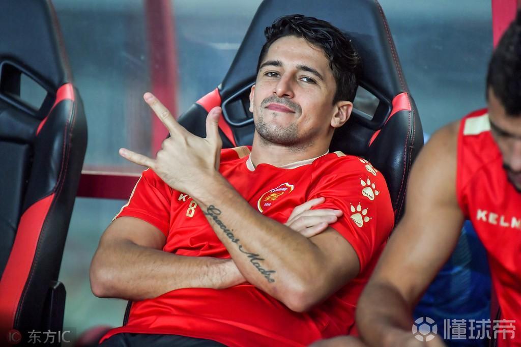 野牛加入国家队,野牛入选国足