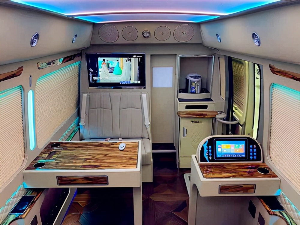 丰田老款柯斯达和考斯特区别,丰田考斯特为什么叫柯斯达