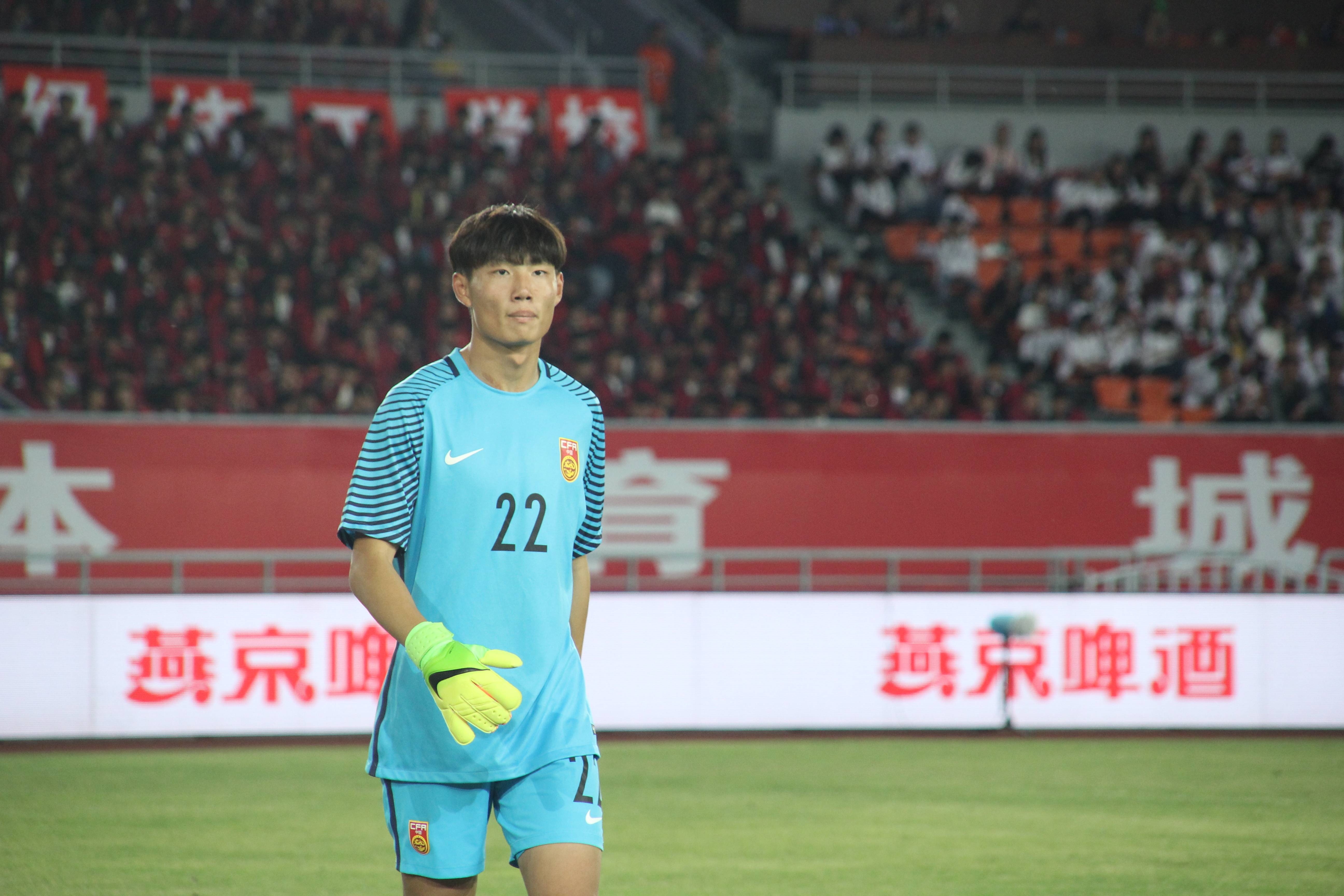 中甲奇葩一幕视频,中甲门将争议判罚