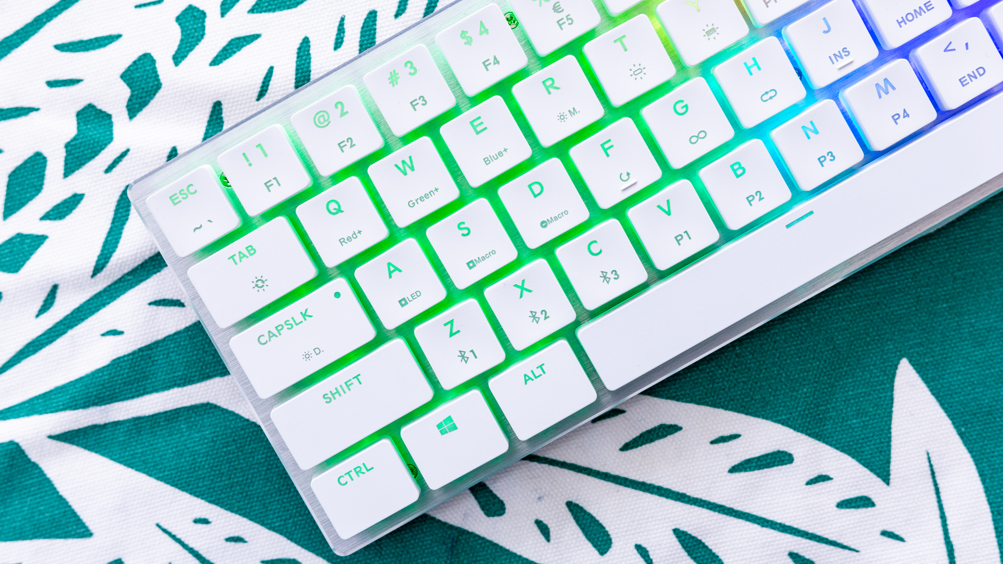 双模互联，极致便携：酷冷至尊SK621矮轴机械键盘体验