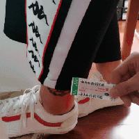 vans鞋内磨烂,vans鞋后跟磨脚怎么办