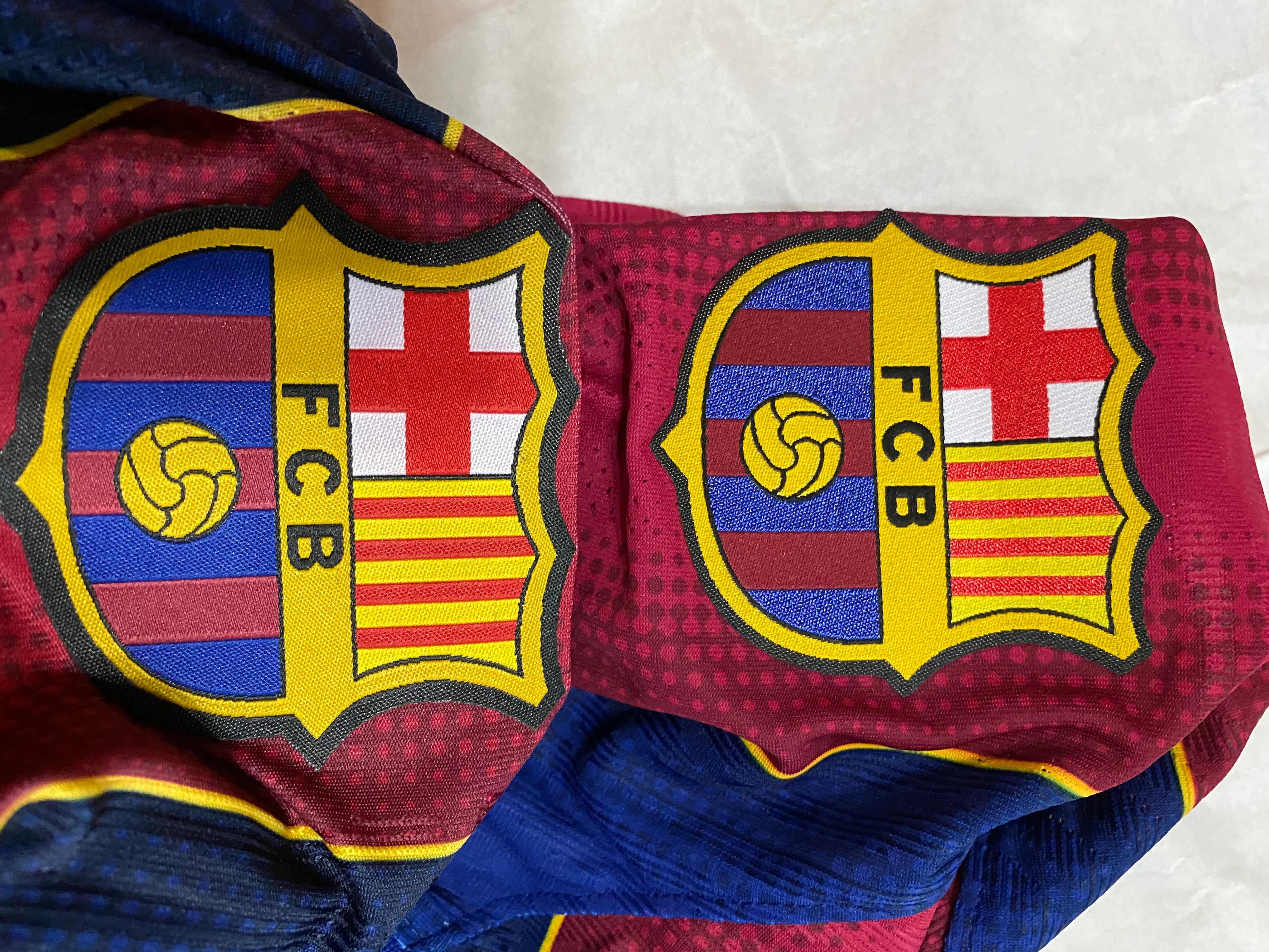 巴萨2020到2021赛季主场球衣欧冠版,巴萨下赛季客场球衣曝光