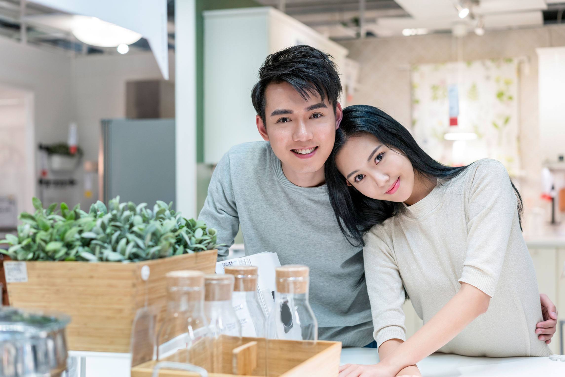 世界各国是怎么避孕的,各国夫妻怎么避孕