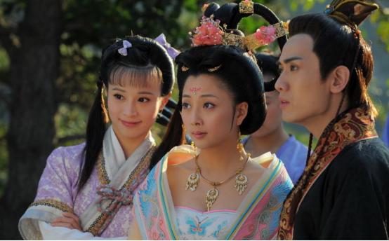 杨玉环为什么不能封为皇后,杨玉环为什么会答应做皇帝的贵妃