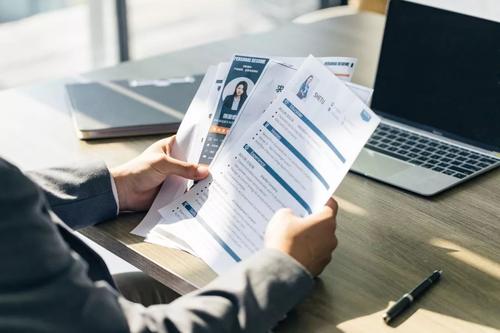 不会写简历的人怎么找工作,不会写个人简历怎么写