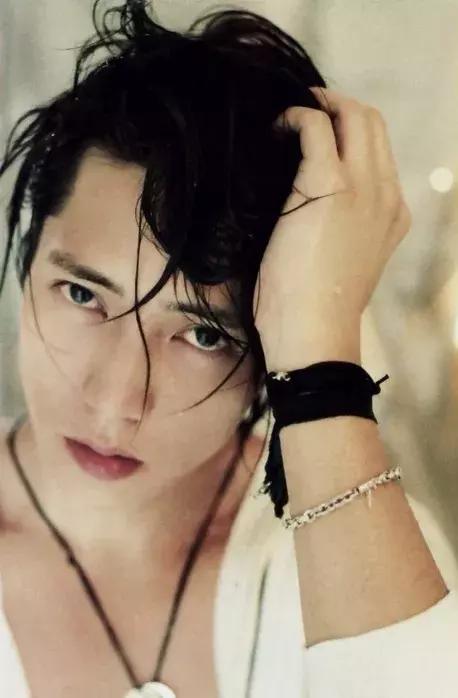 中国偶像团体解散的有哪些,偶像团体解散粉丝哭