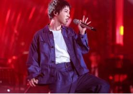 华晨宇《斗牛》夺冠，歌曲奇奇怪怪？一切都是实至名归