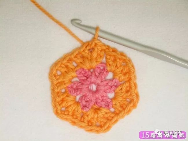 钩针足球教程图解,钩针编织足球的教程