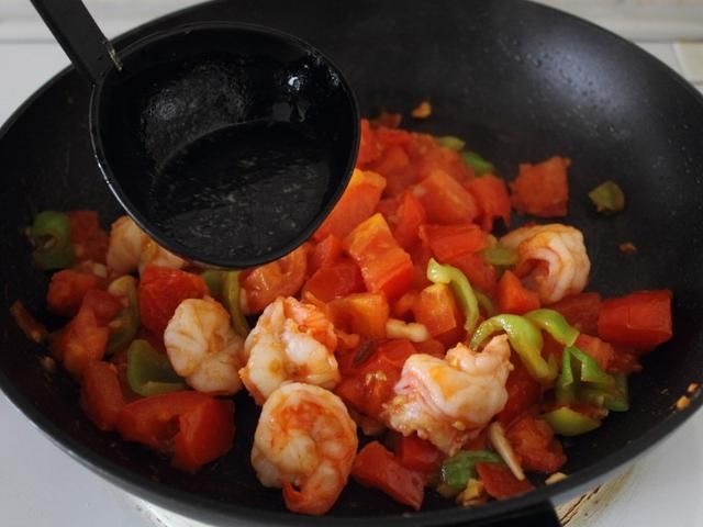 西红柿炒虾仁家常做法简单好吃,后厨小沈阳西红柿炒虾仁教学
