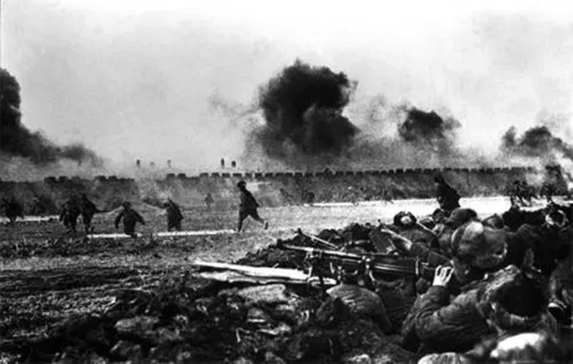 三大战役，毛主席用兵如神，197封电报赢了坐专机指挥的蒋介石