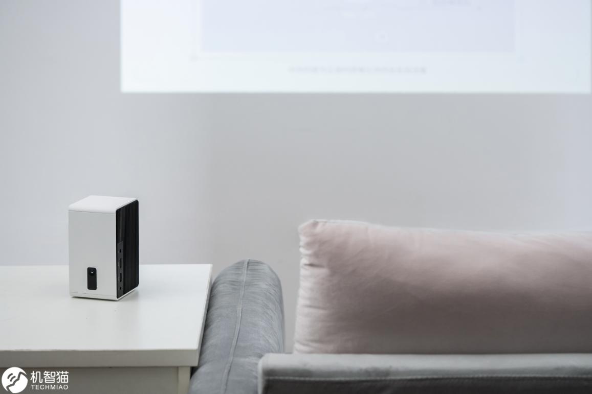 当贝小投影c2,2019当贝旗舰投影