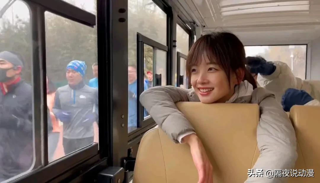 王冰冰b站同台,王冰冰b站真人秀