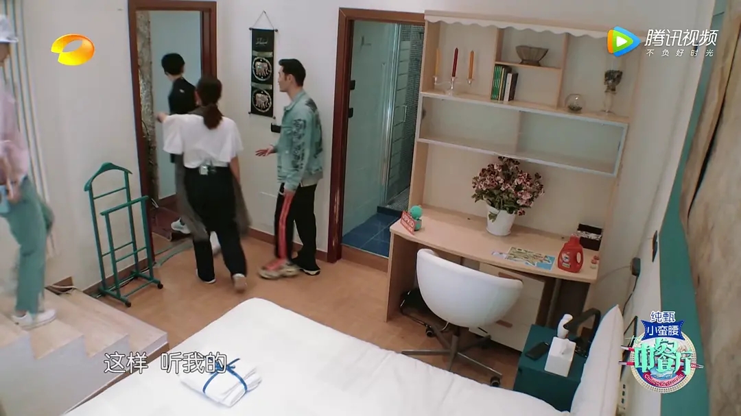 黄晓明听我的是什么梗,黄晓明评价第一次见到赵薇