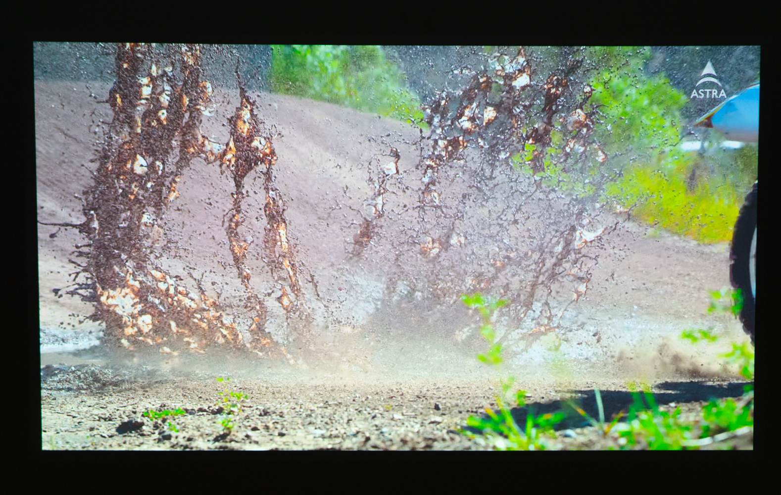 峰米投影仪smart升级版对比普通版,峰米smart投影仪对比小米2