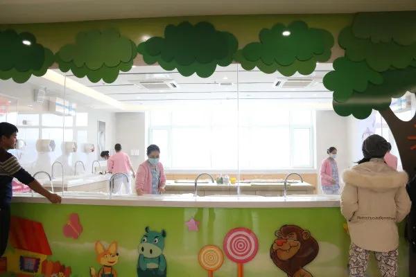 云南红河州第一人民医院月子中心,红河州第一人民医院产科温馨病房