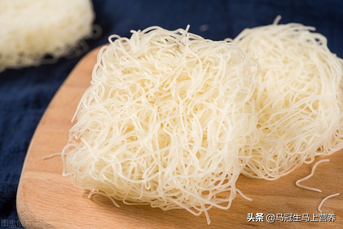 油条买回家后瘦了一圈,是加了铝吗?